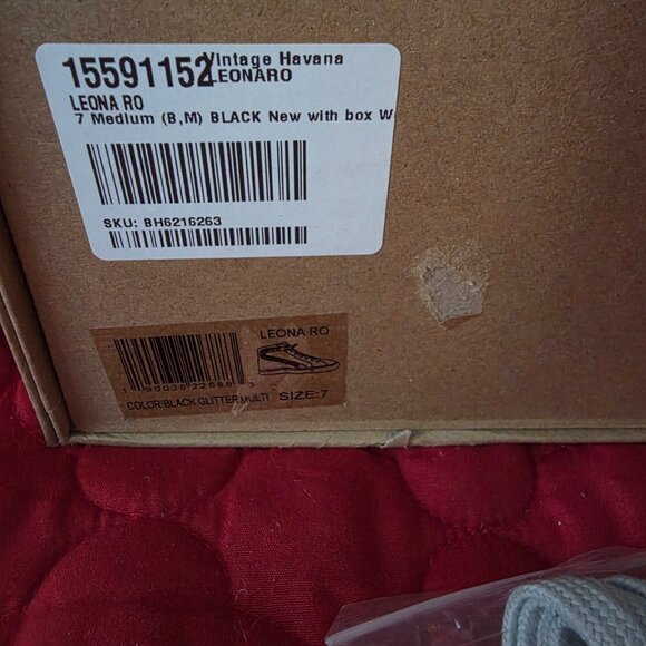 ⭐ Vintage Havana Leona RO Black Glitter High-Top Sneakers – Size 7 – NWT  NWT! - Picture 9 of 9